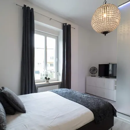 Executive Double With En-suite In Rue Trevires R3 Πανσιόν