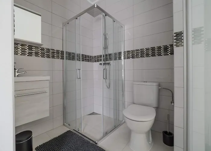Executive Double With En-suite In Rue Trevires R3 Luxemburg
