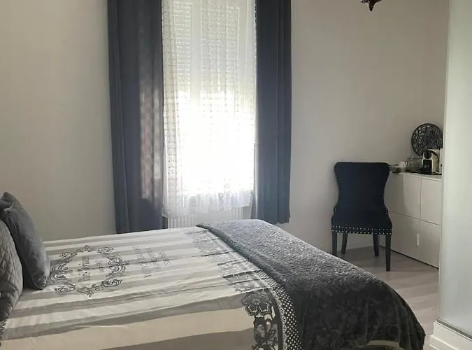 Affittacamere Executive Double With En-suite In Rue Trevires R3