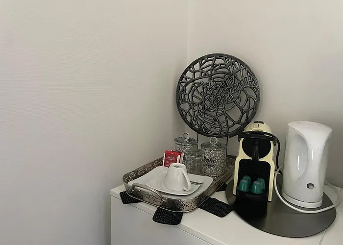 Gasthof Executive Double With En-suite In Rue Trevires R3 3*