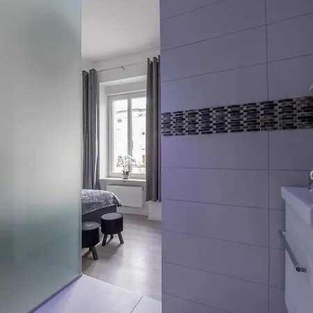Maison d'hôtes Executive Double With En-suite In Rue Trevires R3 Luxembourg