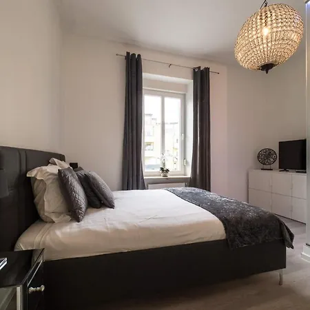 Penzion Executive Double With En-suite In Rue Trevires R3