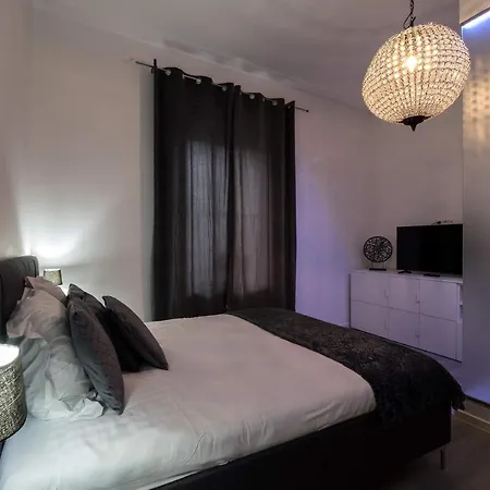 Executive Double With En-suite In Rue Trevires R3 * Luxembourg