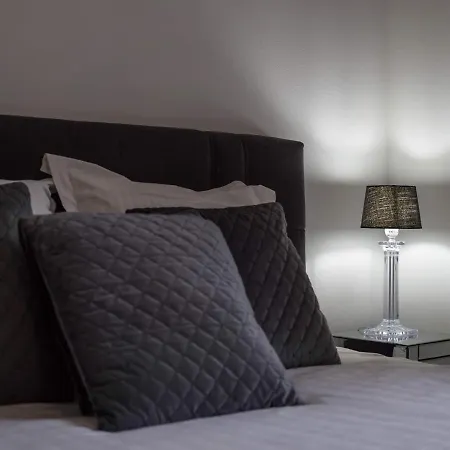 Executive Double With En-suite In Rue Trevires R3 * Luxembourg